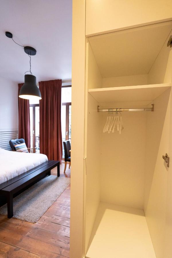 Because The Night City Lodge Antwerp Exterior photo