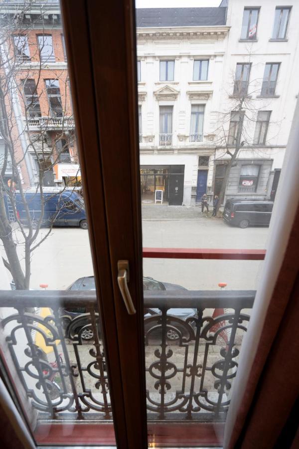 Because The Night City Lodge Antwerp Exterior photo