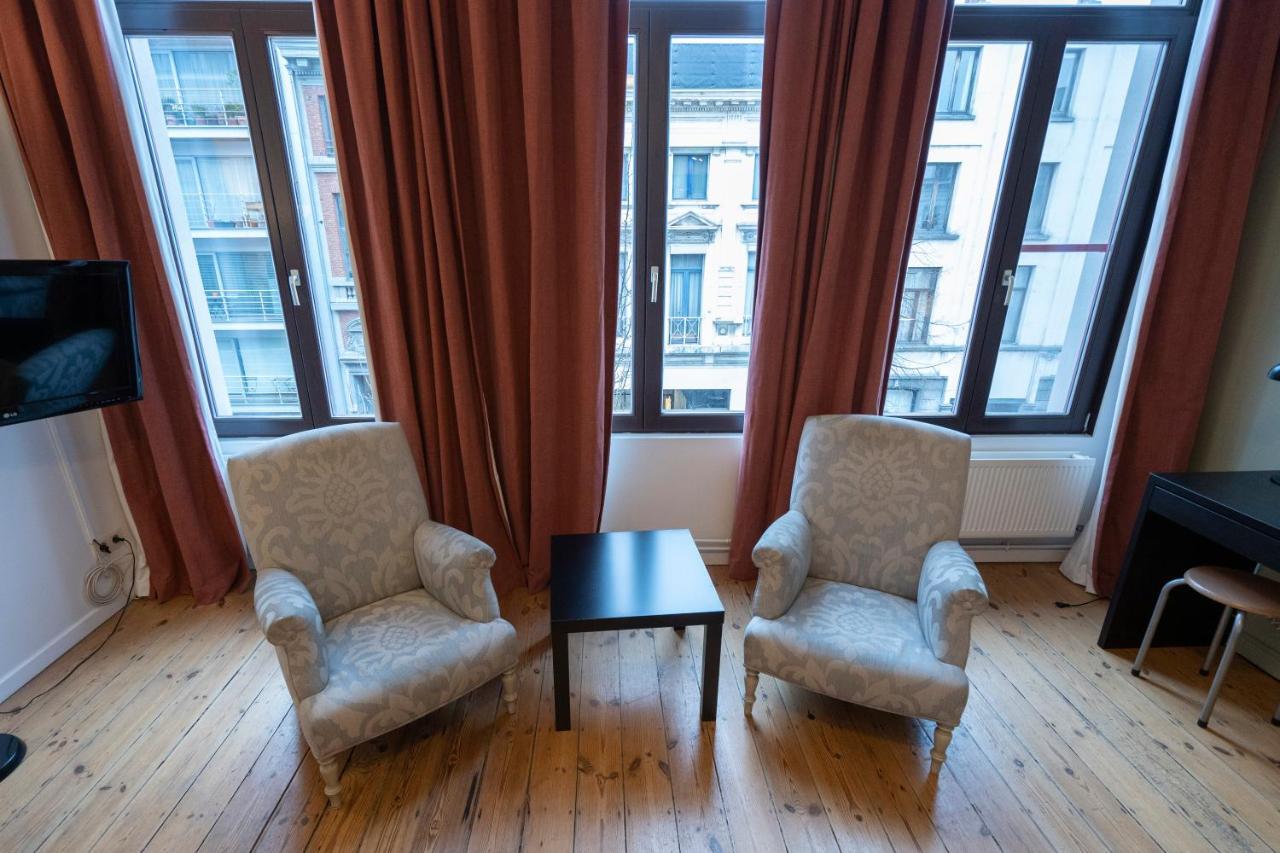 Because The Night City Lodge Antwerp Exterior photo